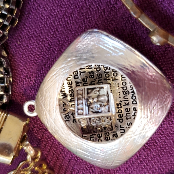 Costume Jewelry Bundle - Picture 4 of 11